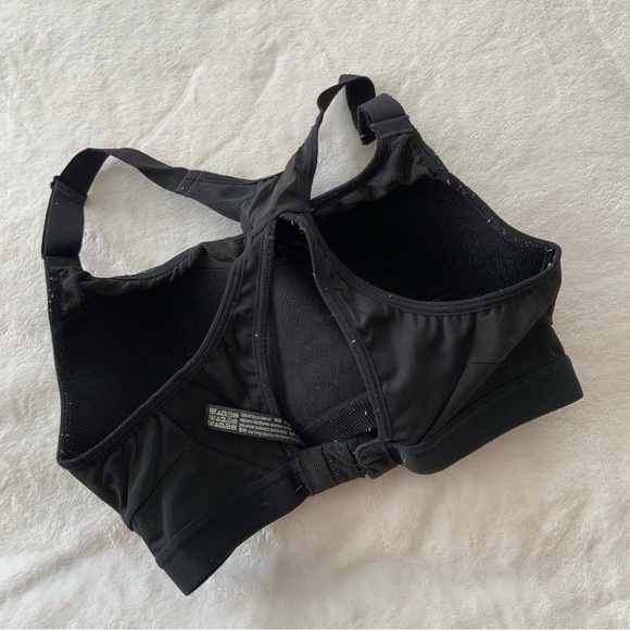 VICTORIA'S Secret Sports Bra - Picture 2 of 3
